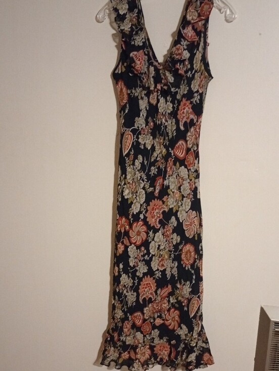 Paradise Ny Dresses & Skirts - Black Floral Maxi Dress with Ruffle V-Neck Size Med
